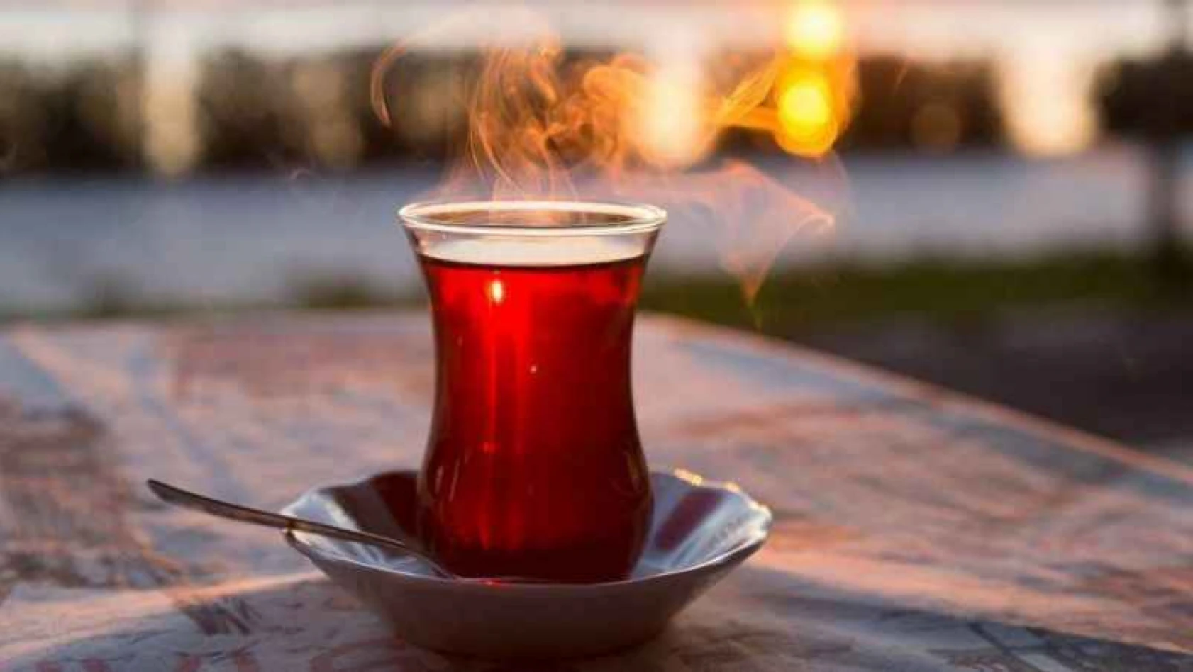 Çay fiyatlarına yüzde 15 zam geldi