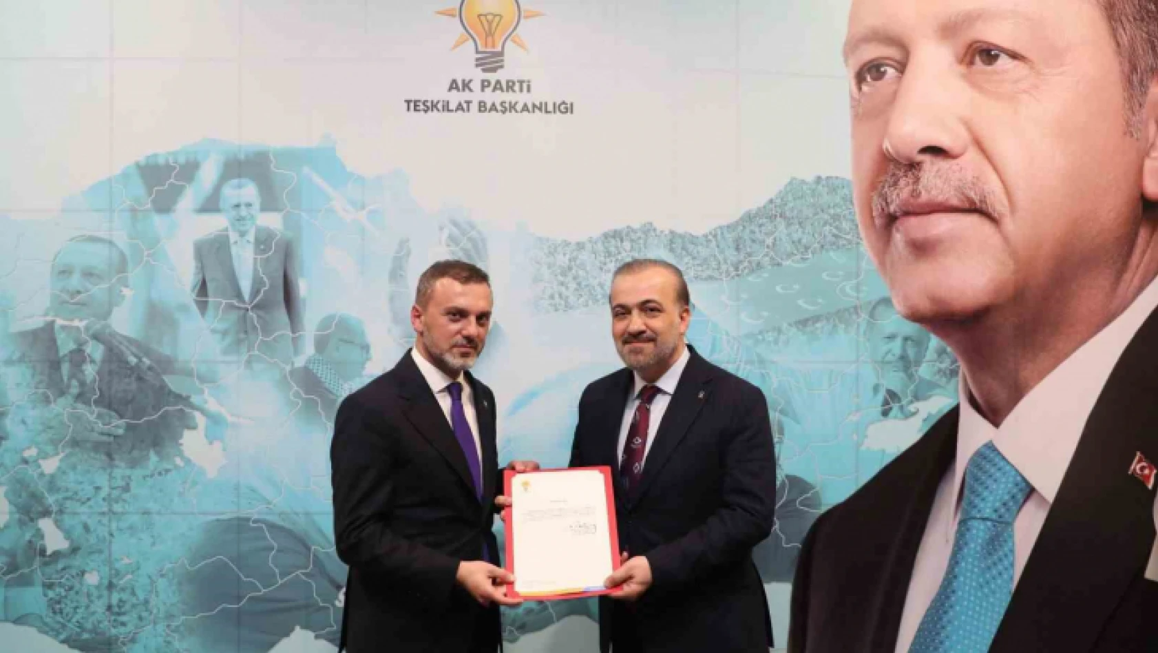 AK Parti Kocaeli İl Başkanı Şahin Talus mazbatasını aldı