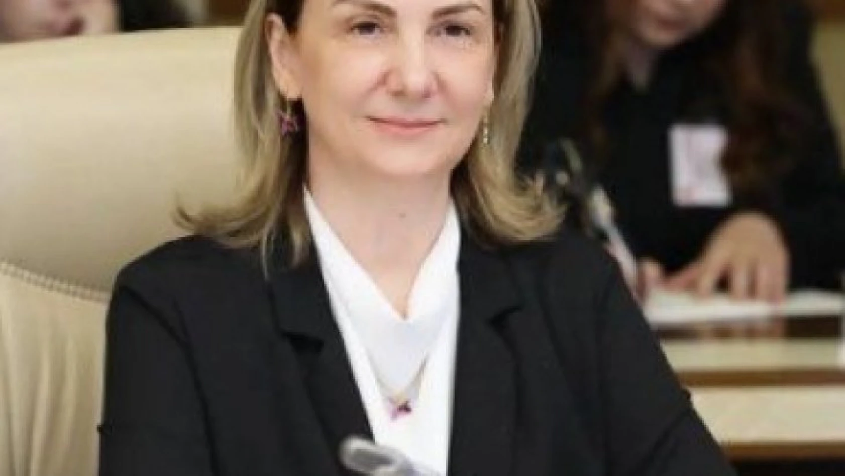 AK Parti Kocaeli Milletvekili Emine Zeybek: