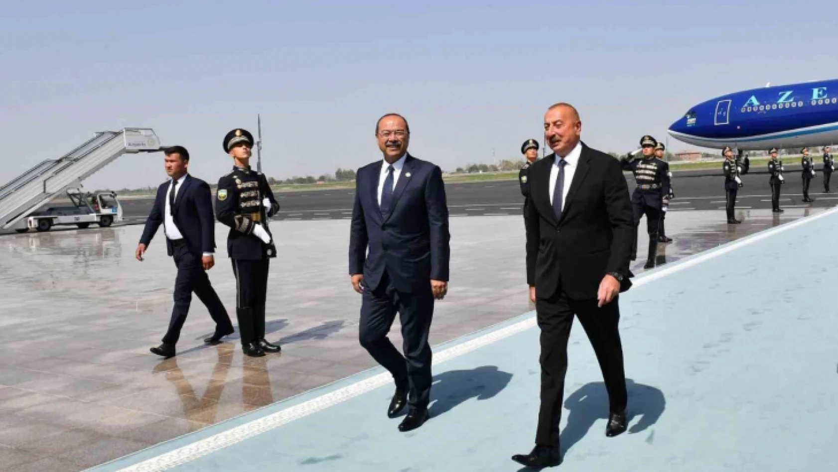 Aliyev,  Özbekistan'da