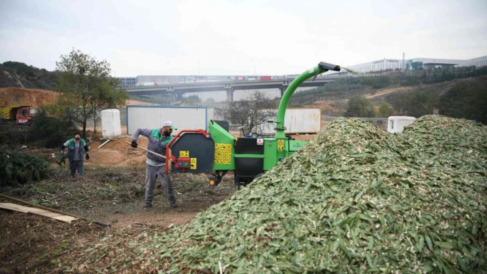 Atıklar kompost gübreye dönüşüyor, 70 bin TL'lik tasarruf sağlanıyor