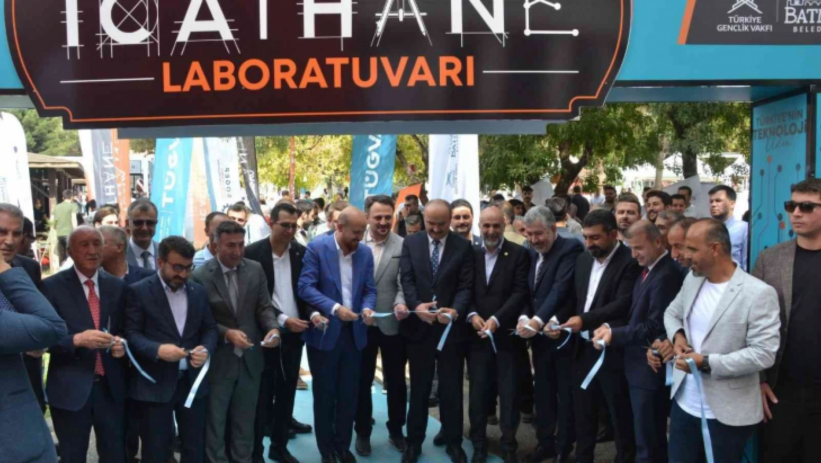 Bilal Erdoğan'ın katılımıyla İcathane Laboratuvarı açıldı