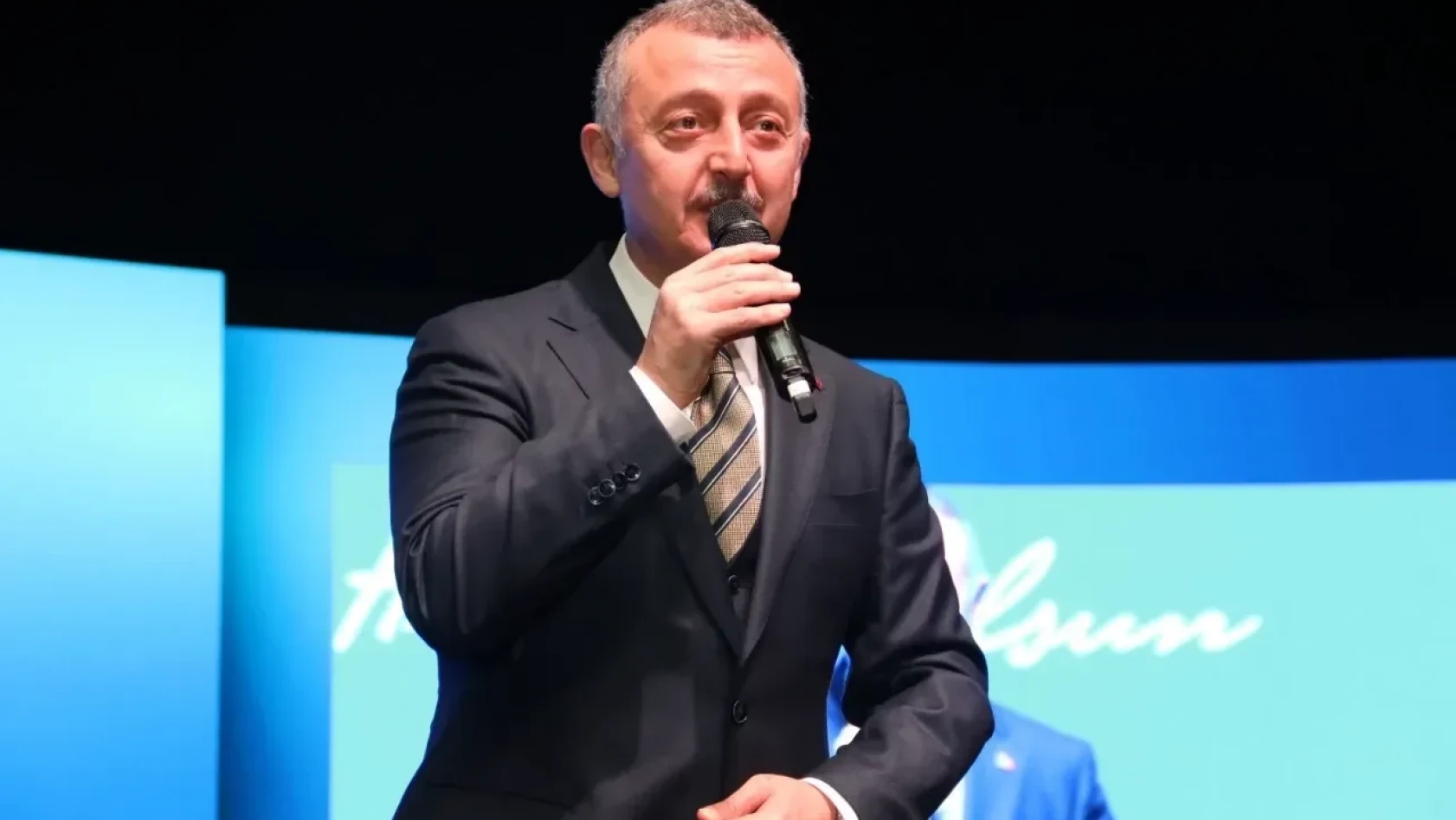 Büyükakın, yeniden Büyükşehir Belediye Başkanı