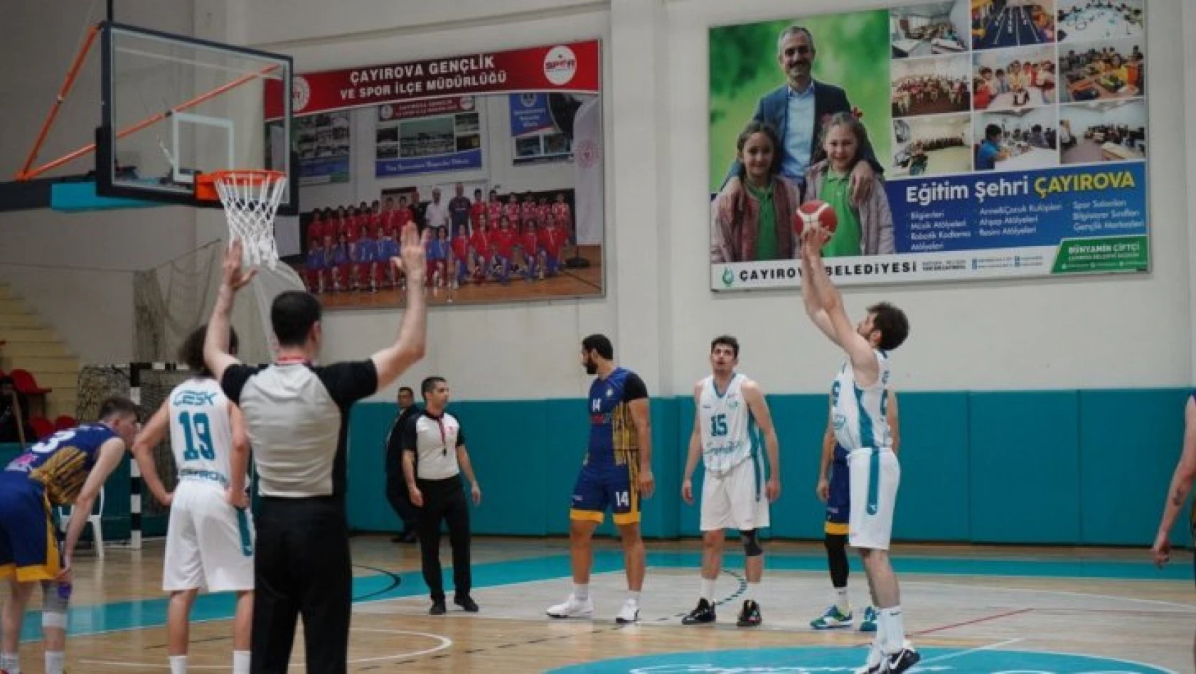 Çayırova Belediyesi Basketbol Takımı play off'larda