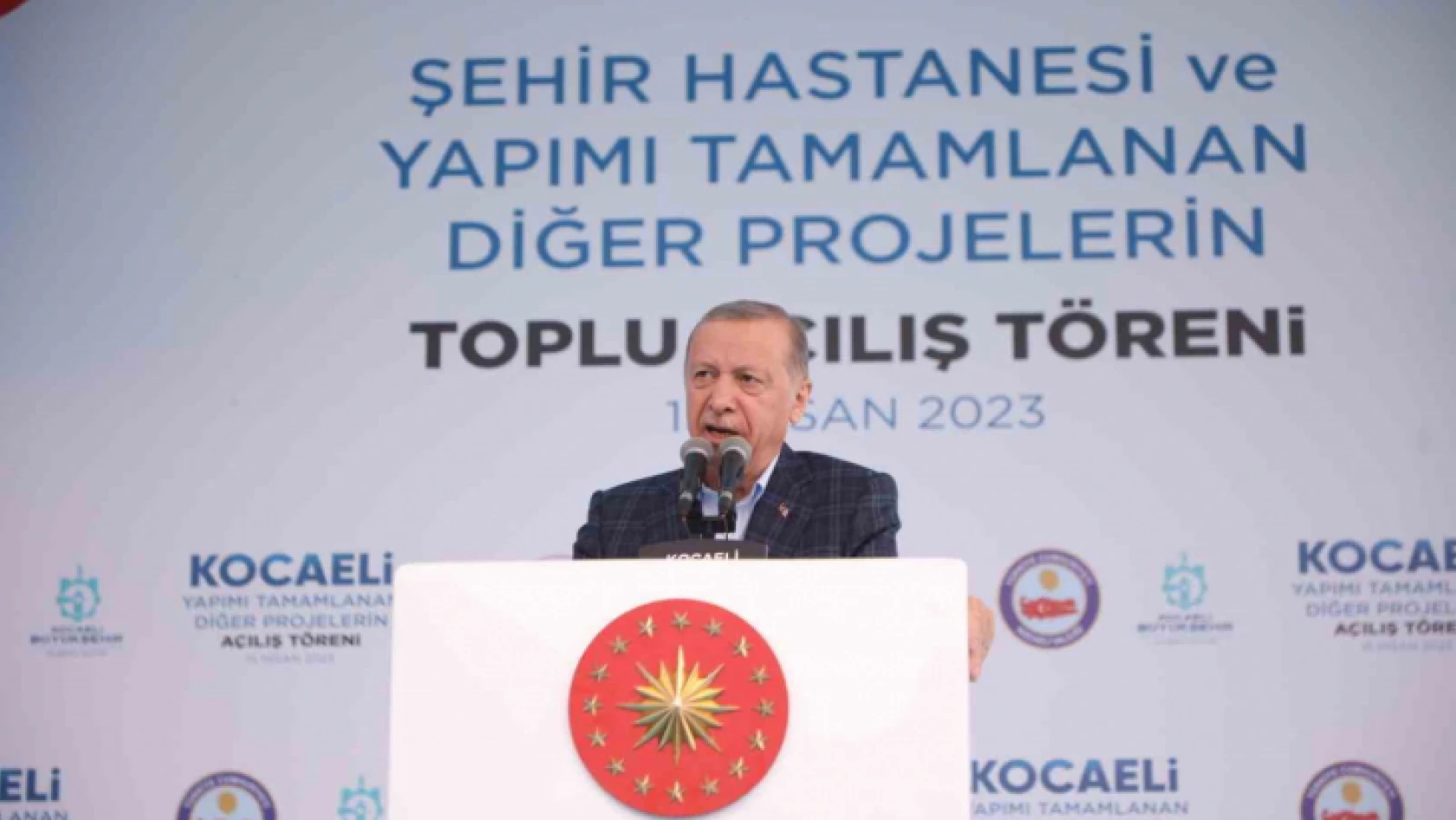 Cumhurbaşkanı Erdoğan: '7'li bir masa kurdular. Kumar masası. Yetmedi, PKK'sından, FETÖ'süne tüm terör örgütleriyle anlaştılar'