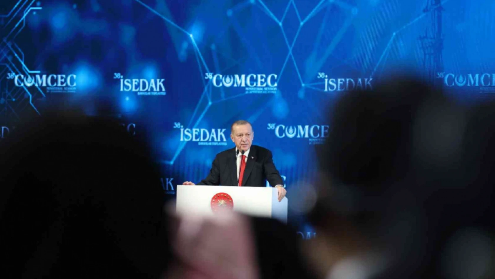 Cumhurbaşkanı Erdoğan: Terör örgütünün kökünü kazımakta kararlıyız