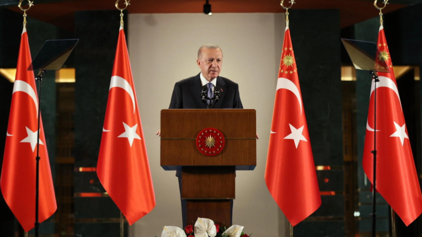 Cumhurbaşkanı Erdoğan'dan önemli başlıklar
