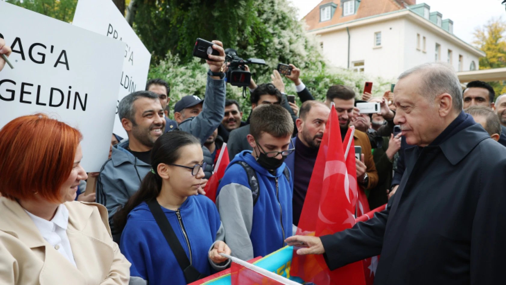 Cumhurbaşkanı Erdoğan Prag'da