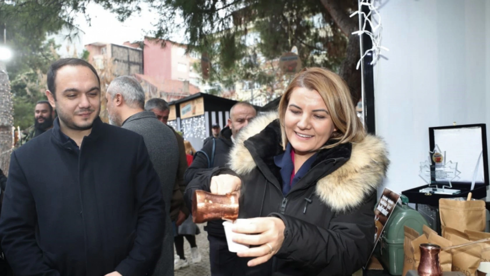Cumhuriyet Parkı'ndan İzmit'e kahve kokusu yayıldı