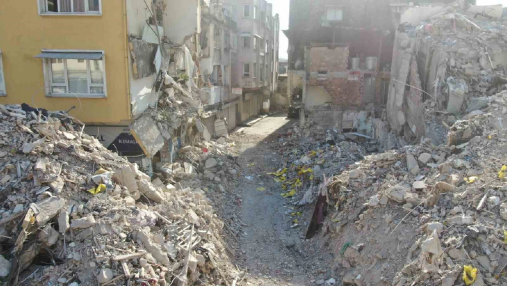 Deprem sonrası eski Antakya evleri yerle bir oldu