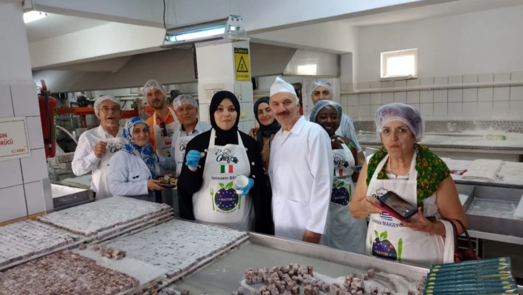 Dünyanın dört bir yanından gelip Türk yemekleri yapmayı öğrendiler