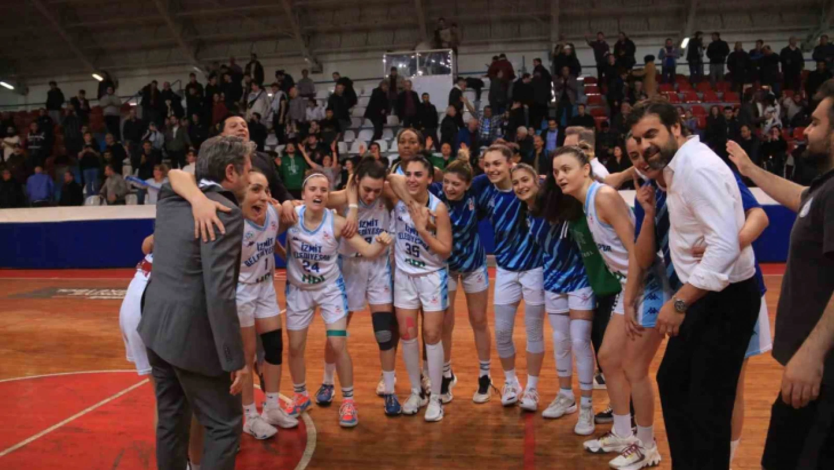 İzmit Belediyespor - Boğaziçi Basketbol maçının ardından