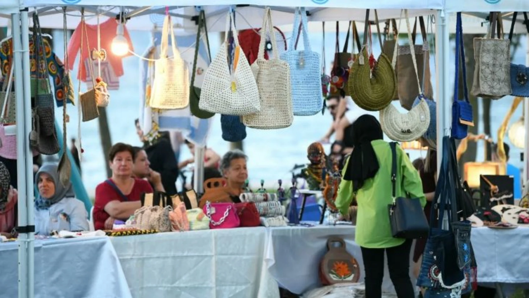 Kadınların el emeği ürünleri festivalle görücüye çıktı