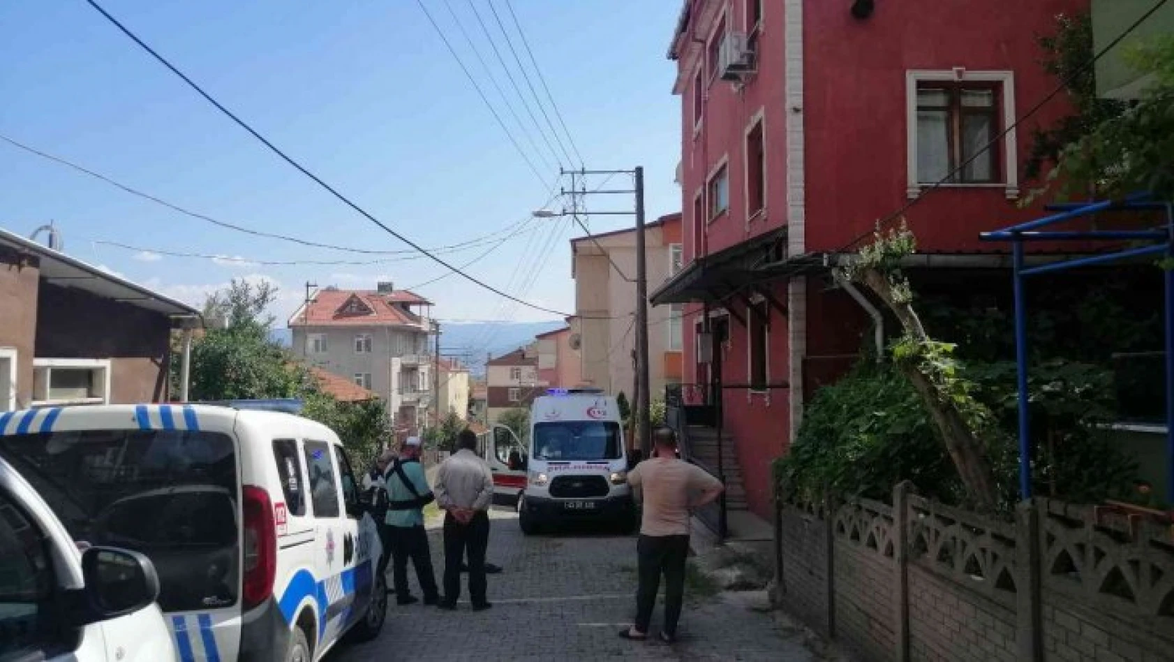 Kocaeli'de 77 yaşındaki adam evinde ölü bulundu