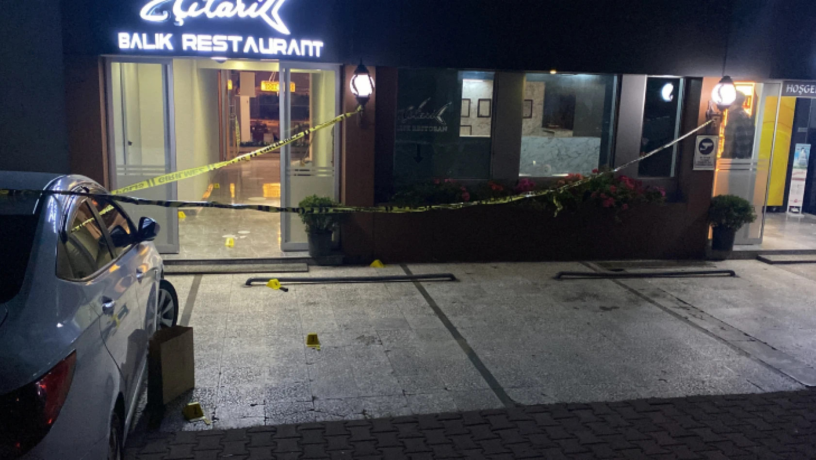 Kocaeli'de otelin restoranına mermi yağdırdı