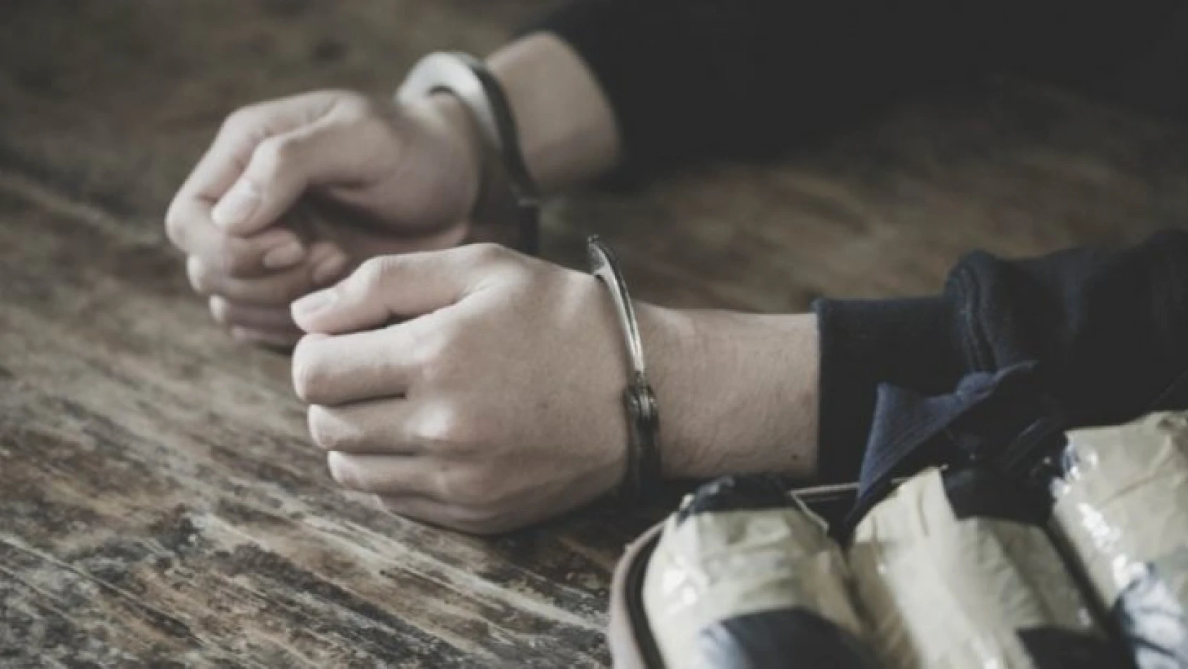 Kocaeli'de uyuşturucu operasyonunda 12 şüpheli tutuklandı