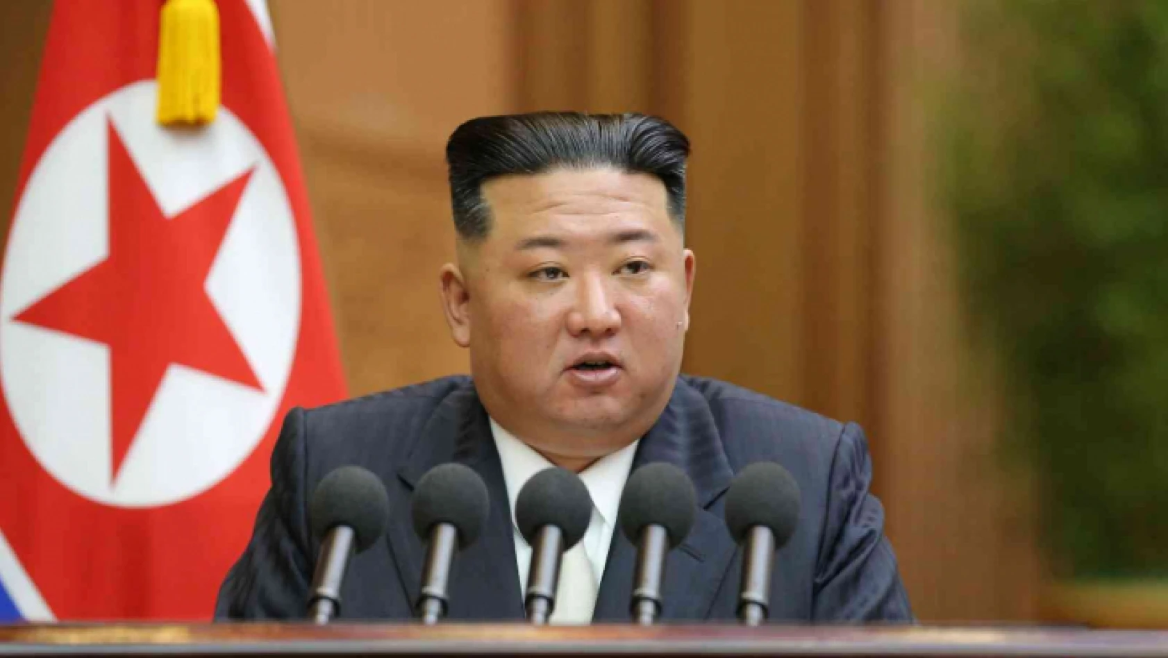 Kuzey Kore lideri geri adım atmıyor