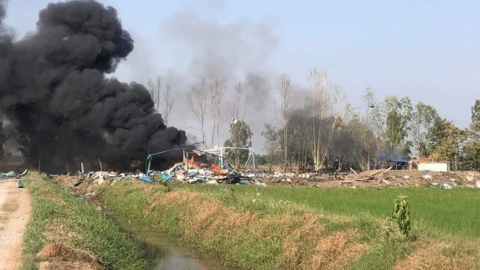 Tayland'da havai fişek fabrikasında patlama: 23 ölü