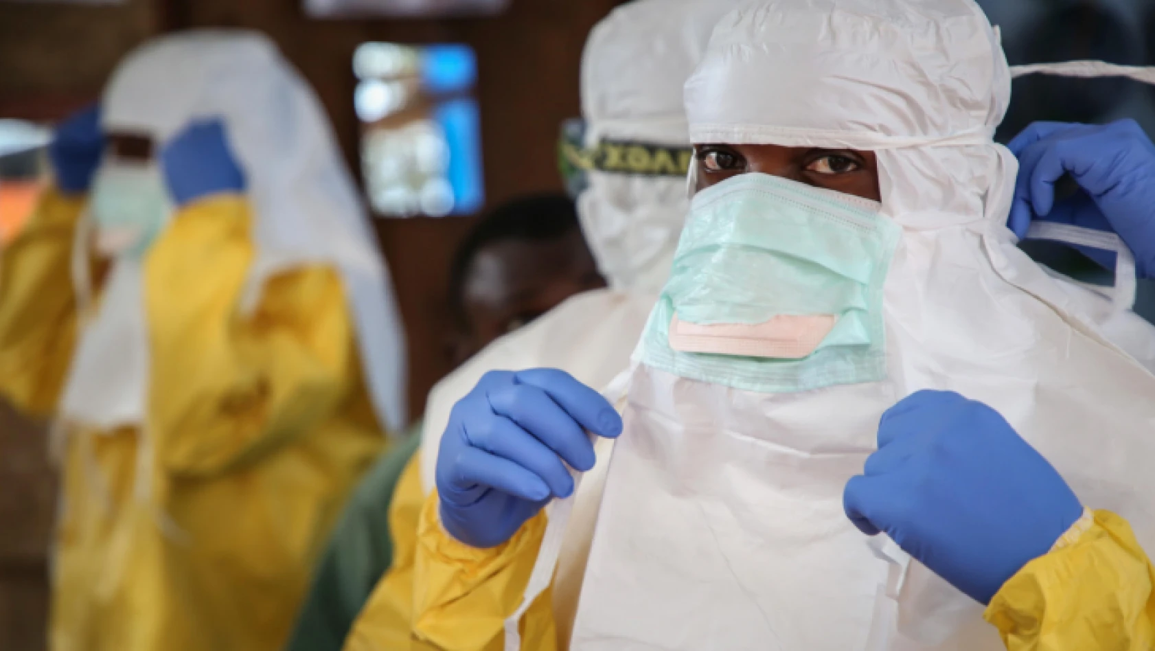 Uganda'da ebola salgını ilan edildi