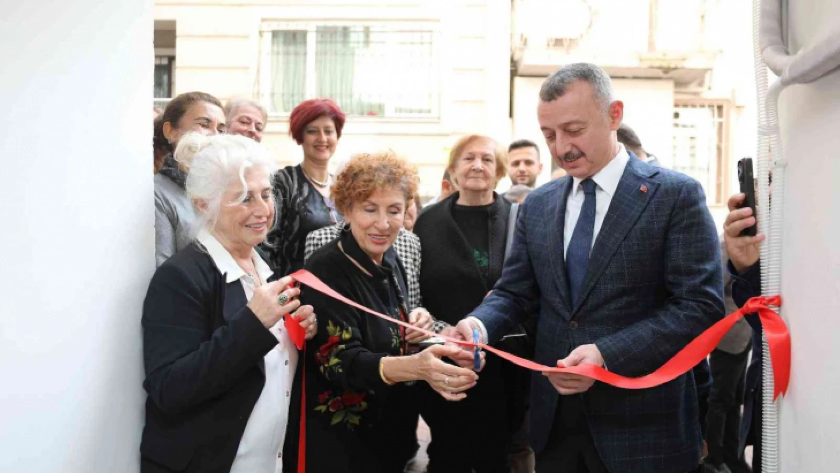 Yaşlılar ve Düşkünleri Koruma Derneği'nin yeni hizmet ofisi açıldı