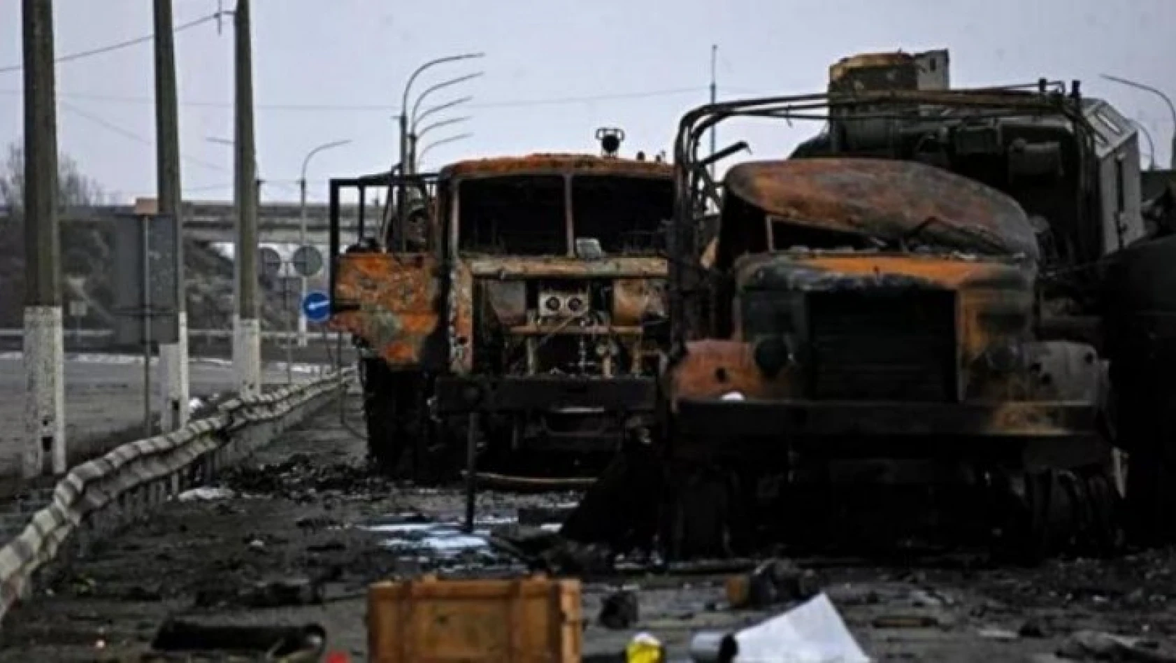Rusya, Donetsk'te sivil yerleşimleri vuruyor