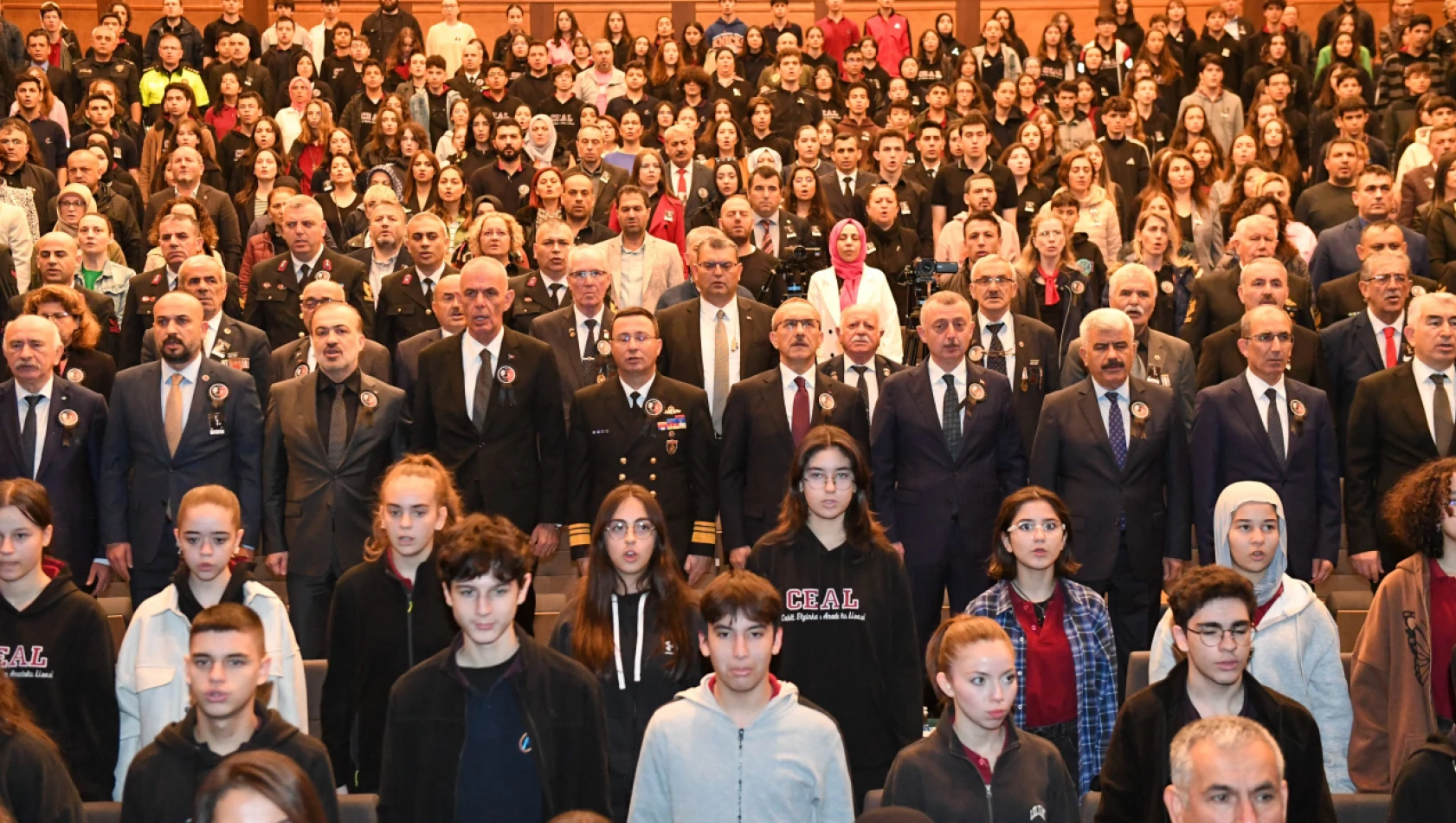Öğrencilerden 10 Kasım Atatürk'ü anma programı