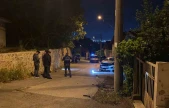 Kurşun yağmuruna tutulan otomobil kaza yaptı: 1 ağır yaralı