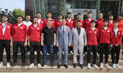 Gölcük Belediyespor Voleybol Takımının hedefi Türkiye şampiyonası