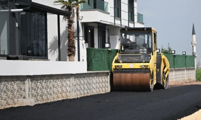 Sarımeşe Mahallesi'ne 750 tonluk asfalt