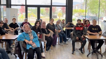 60+ Aktif Yaşlanma Kulübü sağlıklı kalma noktası oldu