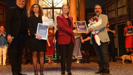 'Şebo Müzikali' sokak hayvanlarının sesi oldu