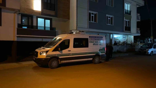 85 yaşındaki adam evinde ölü bulundu