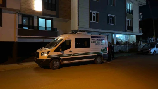 85 yaşındaki adam evinde ölü bulundu