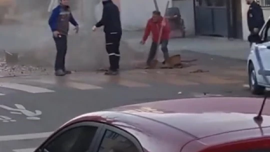 Altyapı çalışması sırasında doğal gaz borusu delindi