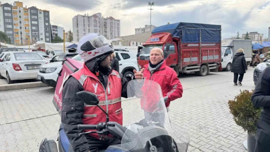 AVM'de kuryelere asansör yasağı iddiası