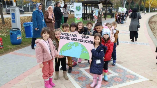 Başiskele'de öğrencilere sıfır atık etkinliği