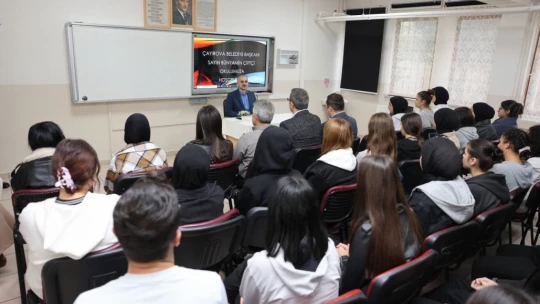 Başkan Çiftçi'den gençlere: 'Hayatta karşılaştığınız herkes sizin için bir tecrübedir'