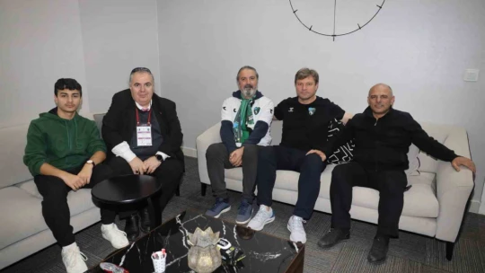 Başkan Söğüt Kocaelispor kafilesini karşıladı: 'Hedefimiz şampiyonluk'