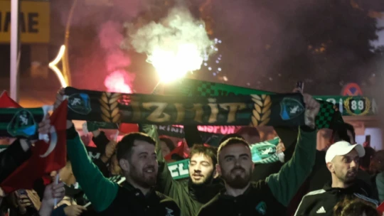 Başkan Söğüt Kocaelispor kafilesini karşıladı: 'Hedefimiz şampiyonluk'