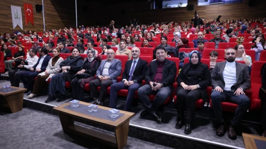 Çayırova'nın yetenekli sesleri kulakların pasını sildi