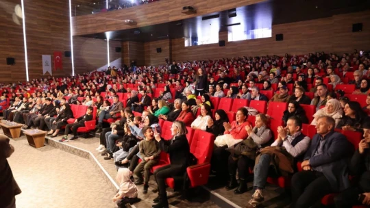 Çayırova'nın yetenekli sesleri kulakların pasını sildi