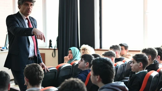 Kocaman: 'Sağlam bir gelecek inşa etmeye çalışıyoruz'