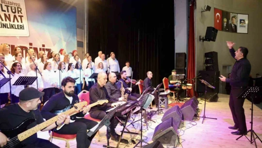 Körfez'de şarkılar öğretmenler için seslendirildi