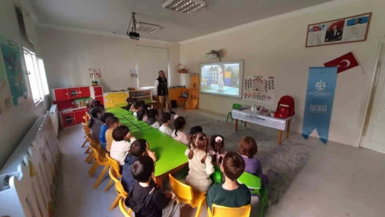 Okullarda afete farkındalık eğitimi