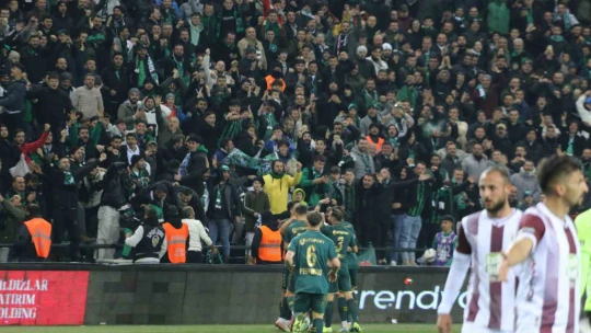 Trendyol 1. Lig: Kocaelispor: 2 - Bandırmaspor: 2