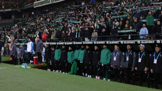 Trendyol 1. Lig: Kocaelispor: 2 - Bandırmaspor: 2