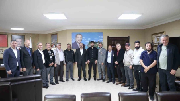 AK Parti'ye ilk hayırlı olsun şehit yakınları ve gazilerden