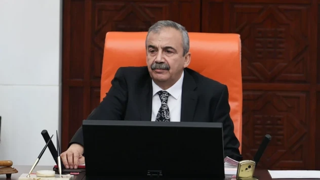 Hastaneden Sırrı Süreyya Önder'in sağlık durumuyla ilgili açıklama