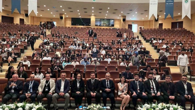 Uzmanından önemli tavsiye: 'Sağlıklı beslenme ile Demans hastalığından korunmak mümkün'