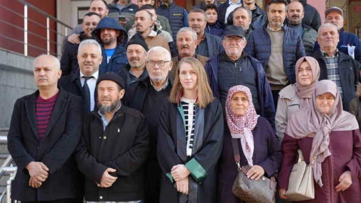 'Dedenizden miras kalan arsaların intikal işlemlerini yapacağım' diyerek iki köyü dolandırdı